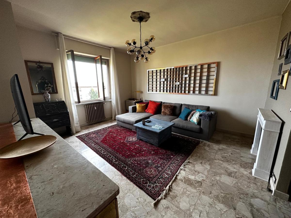 Grande Appartamento Panoramico Lu (Piedmont) ภายนอก รูปภาพ